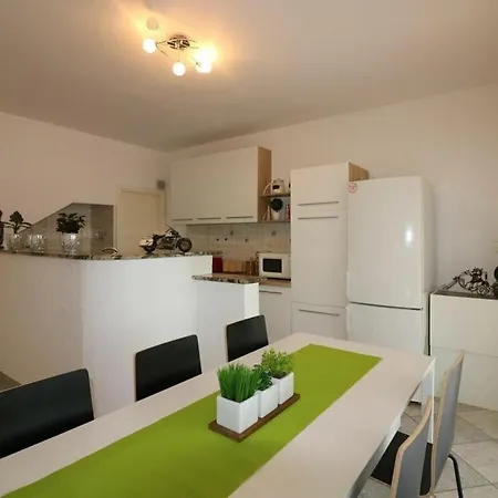 Holiday home Luna Comfortable Holiday